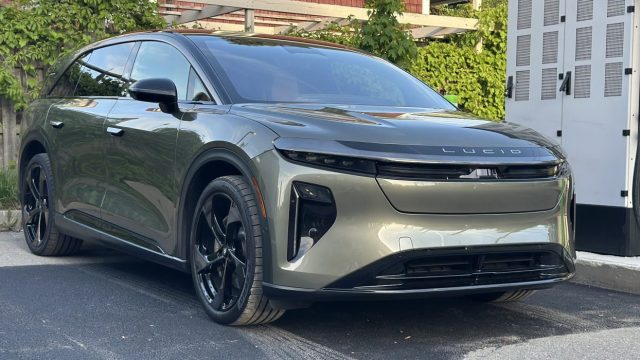 Exploring the Lucid Gravity GT: A Luxury Electric SUV Experience